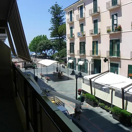 Apartment House With One Bedroom In With Wonderful View And Balcony Maiori